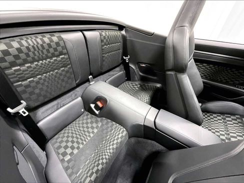 Used 2026 Porsche 911 GTS RWD image 31