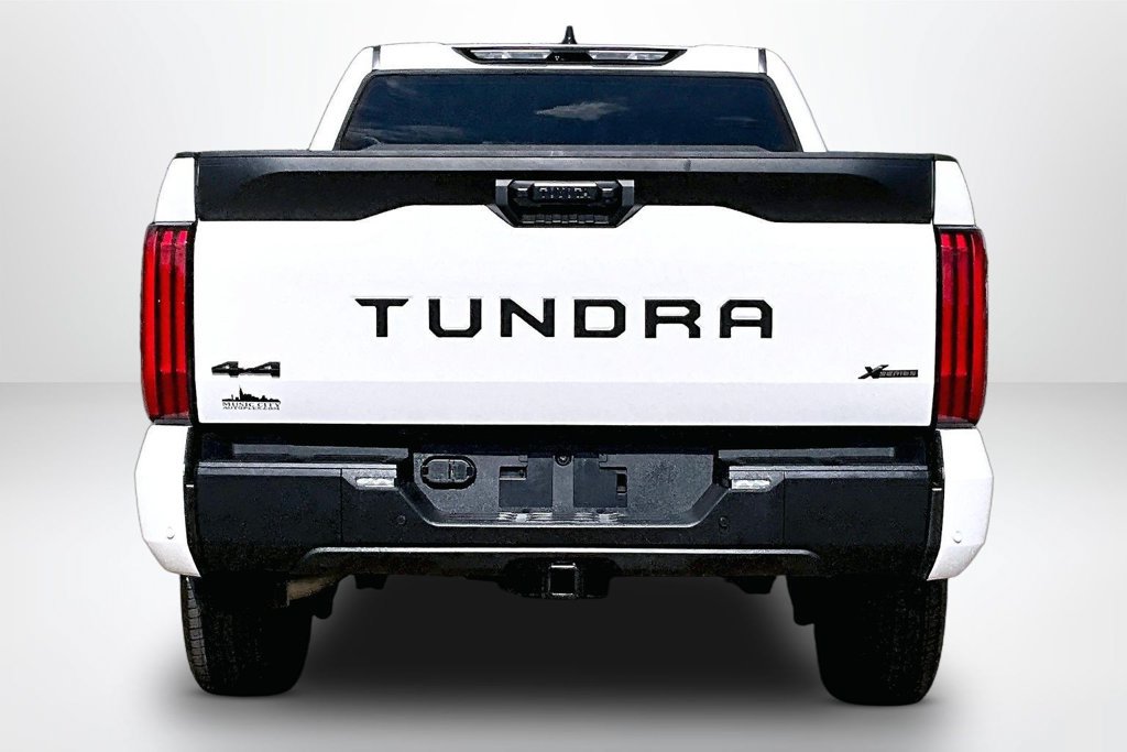 Used 2023 Toyota Tundra SR5 w/ SR5 Convenience Package AWD/4WD image 7