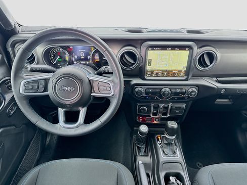 Used 2023 Jeep Wrangler Unlimited Rubicon 4xe AWD/4WD image 14