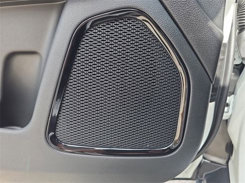 New 2026 Jeep Compass Latitude image 14