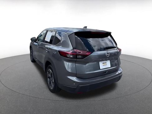 Used 2025 Nissan Rogue SV FWD image 11