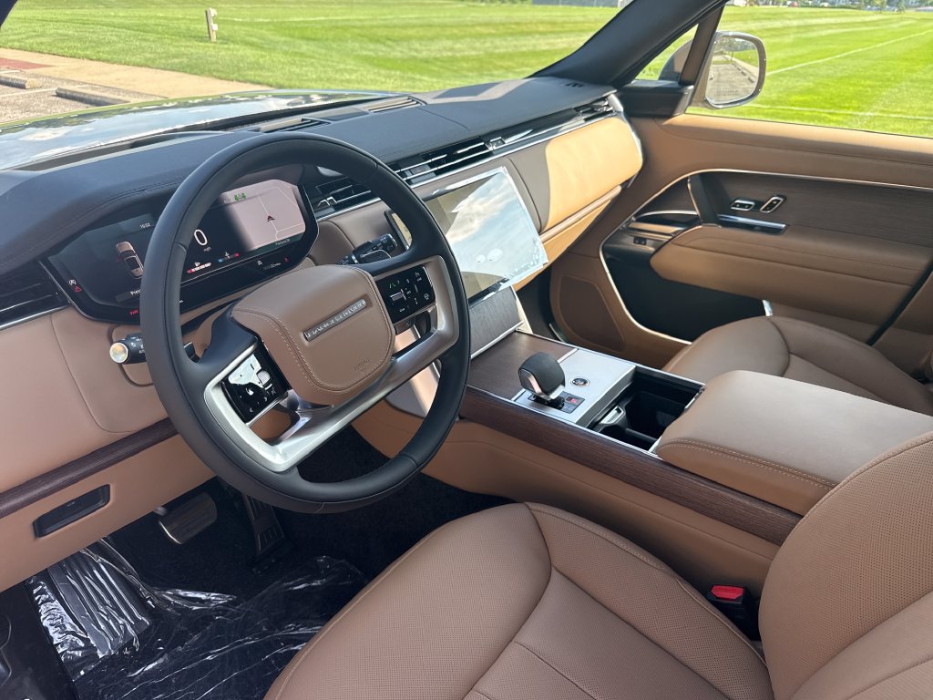 New 2026 Land Rover Range Rover SE AWD/4WD image 11