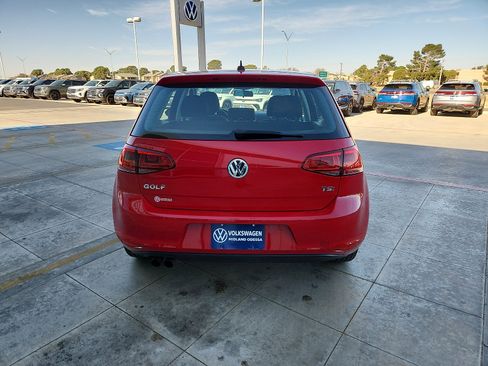 Used 2017 Volkswagen Golf S image 6