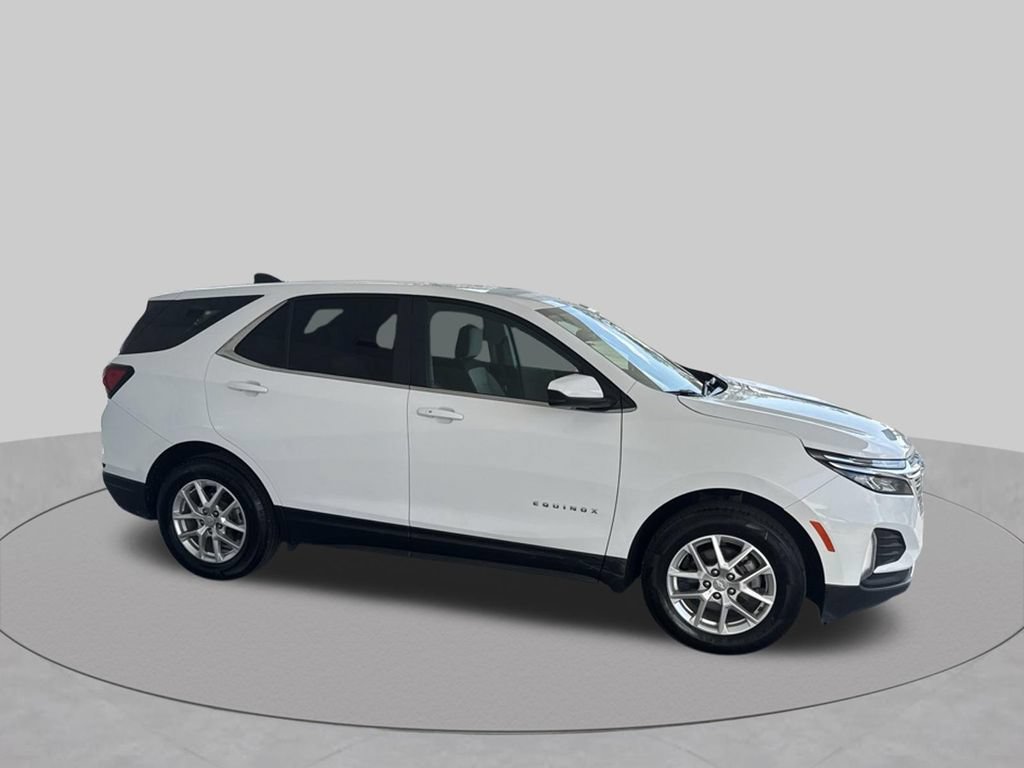 Used 2024 Chevrolet Equinox LT FWD image 12