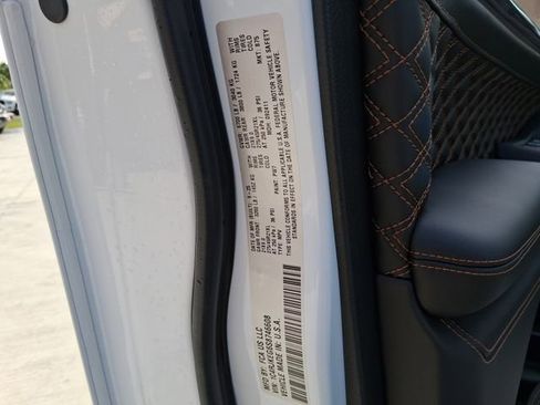 New 2025 Jeep Grand Cherokee L Summit AWD/4WD image 30