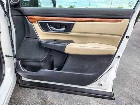 Used 2022 Honda CR-V Touring image 21