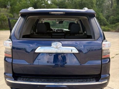 Used 2021 Toyota 4Runner Limited AWD/4WD image 5