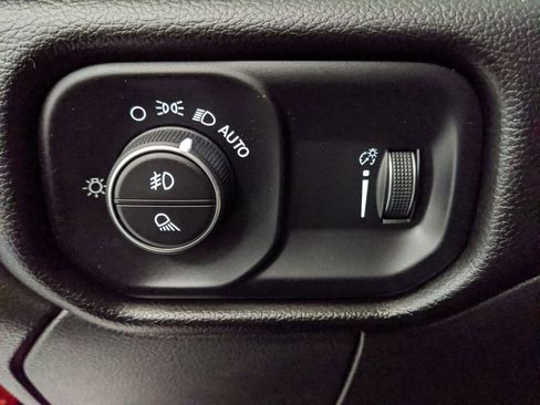 Used 2024 RAM 2500 Big Horn w/ Safety Group image 20