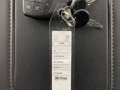 Used 2024 Chevrolet Silverado 1500 LTZ w/ LTZ Premium Package image 31