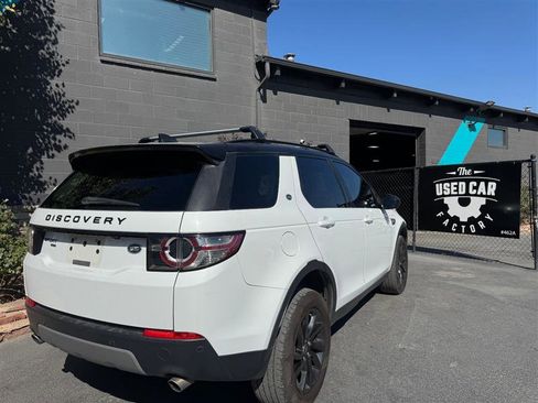 Used 2018 Land Rover Discovery Sport HSE image 6