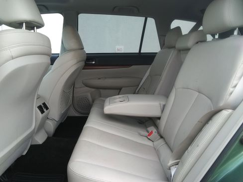Used 2013 Subaru Outback 2.5i Limited image 12