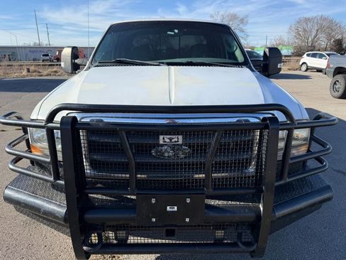 Used 2004 Ford F250 XLT image 3