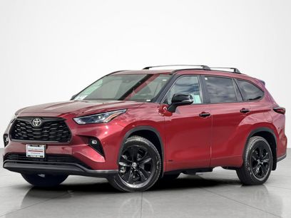 Certified 2025 Toyota Highlander XLE