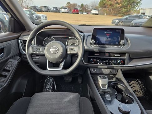 Certified 2023 Nissan Rogue SV image 13