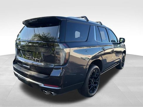 Used 2025 Chevrolet Tahoe High Country AWD/4WD image 5