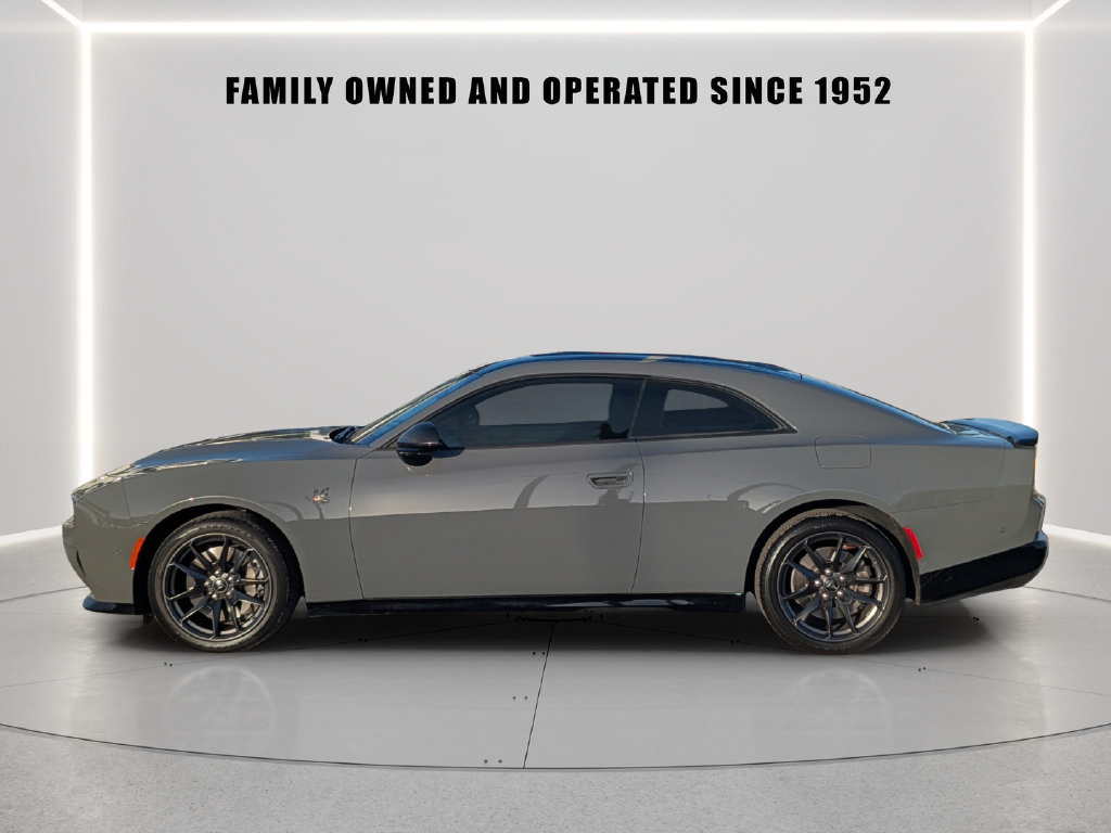 Used 2026 Dodge Charger Scat Pack AWD/4WD image 3