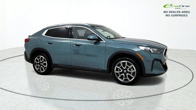 Used 2026 BMW X2 xDrive28i AWD/4WD image 10