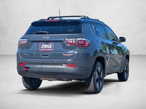 Used 2018 Jeep Compass Trailhawk w/ Navigation Group AWD/4WD image 5