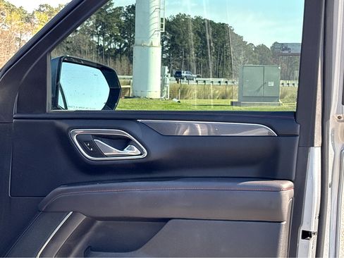 Used 2023 Chevrolet Tahoe RST w/ Luxury Package image 16