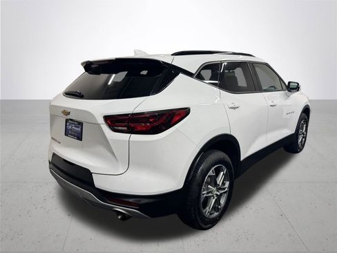Used 2024 Chevrolet Blazer LT image 7