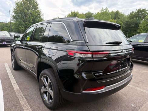 New 2026 Jeep Grand Cherokee Limited AWD/4WD image 3