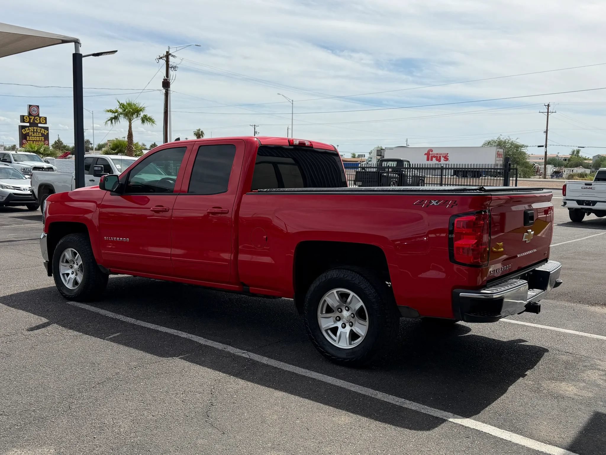 Used 2019 Chevrolet Silverado 1500 LT AWD/4WD image 4
