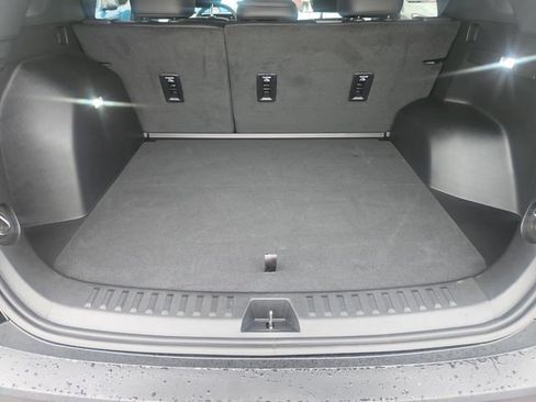 Used 2026 Chevrolet Equinox LT w/ Convenience Package II FWD image 23