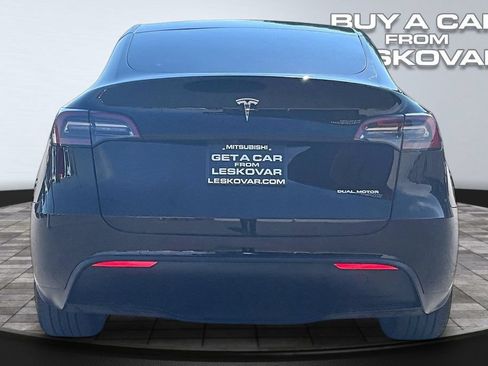 Used 2021 Tesla Model Y Long Range AWD/4WD image 4