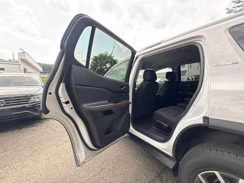 Used 2023 GMC Acadia SLE w/ Driver Convenience Package AWD/4WD image 29
