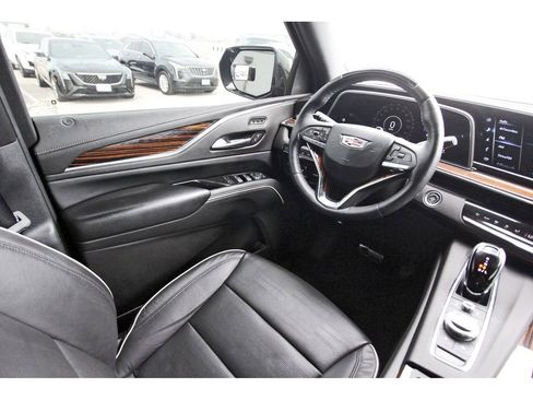 Certified 2024 Cadillac Escalade ESV Premium Luxury w/ Performance Package image 8