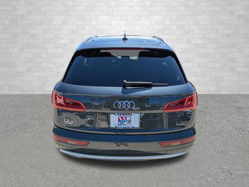 Used 2020 Audi Q5 2.0T Premium Plus w/ Premium Plus Package image 3