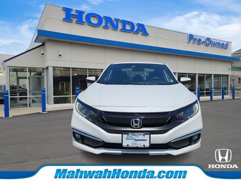 Used 2019 Honda Civic EX image 2