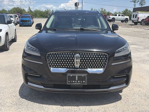 Used 2023 Lincoln Aviator Reserve w/ Equipment Group 201A RWD image 9