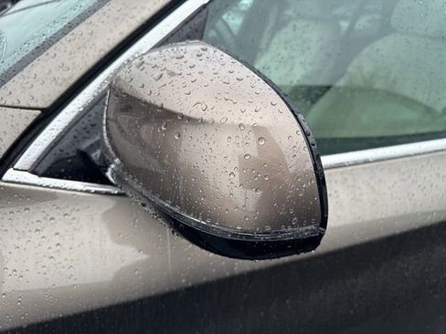 Used 2017 BMW X5 xDrive40e image 12