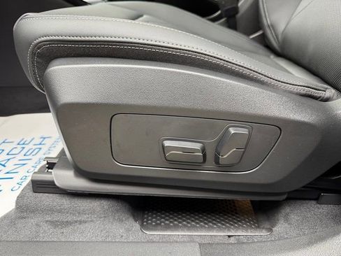 New 2026 BMW X1 xDrive28i w/ Convenience Package image 10