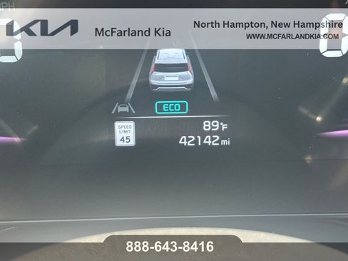 Used 2023 Kia Niro EX FWD image 15