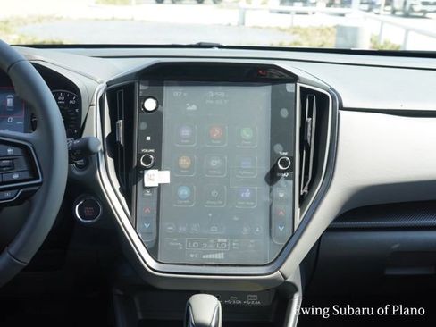 Certified 2025 Subaru Crosstrek 2.5i Limited w/ Crosstrek Mirror Package image 2