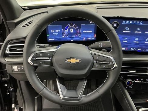 New 2026 Chevrolet Traverse LT w/ LPO, Floor Liner Package FWD image 12