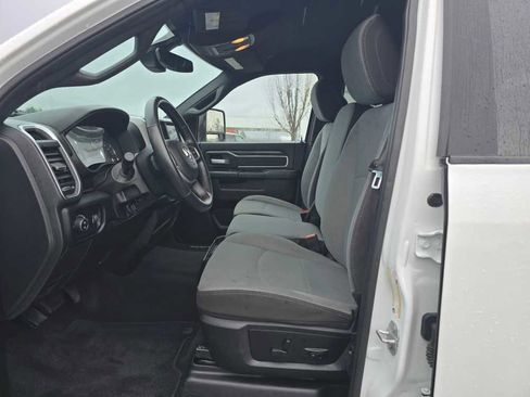 Used 2024 RAM 2500 Big Horn image 10