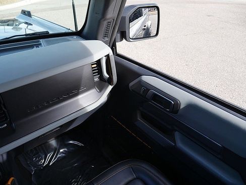 Used 2022 Ford Bronco Badlands image 22