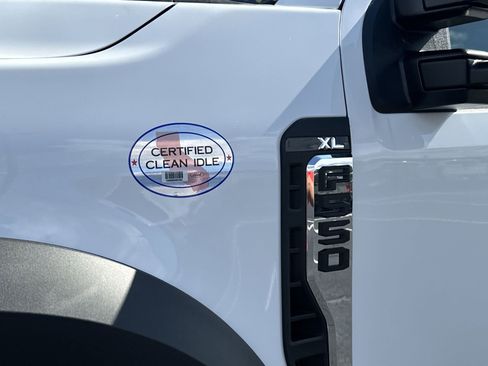 New 2025 Ford F550 4x4 SuperCab Super Duty image 28