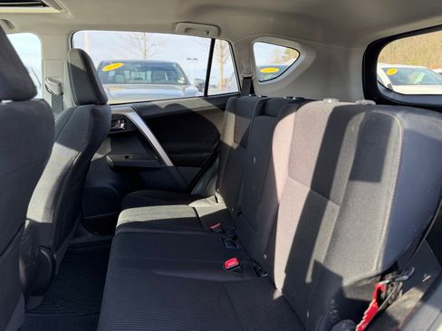 Used 2015 Toyota RAV4 XLE image 5