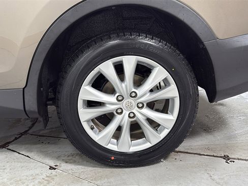 Used 2014 Toyota RAV4 Limited image 23