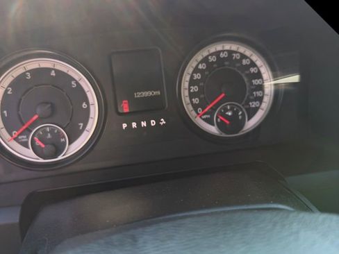 Used 2017 RAM 2500 Tradesman w/ Chrome Appearance Group image 9