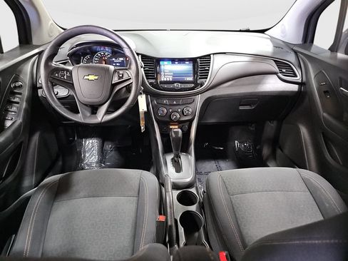 Used 2020 Chevrolet Trax LS w/ Tint and Cruise Package FWD image 18