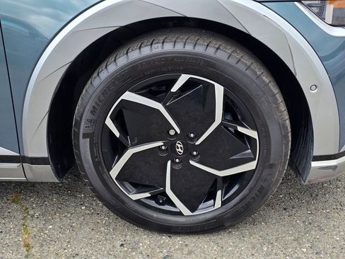 Used 2024 Hyundai Ioniq 5 Limited image 9