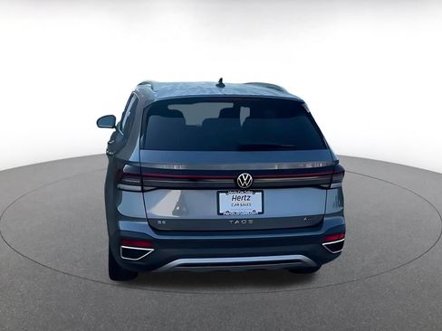 Used 2026 Volkswagen Taos SE AWD/4WD image 12