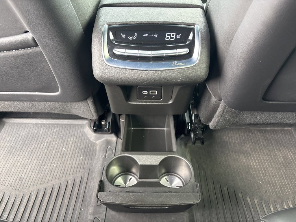 Used 2024 Cadillac XT6 Sport w/ LPO, Floor Liner Package AWD/4WD image 30