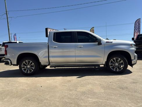 Used 2022 Chevrolet Silverado 1500 RST w/ Z71 Off-Road Package AWD/4WD image 4