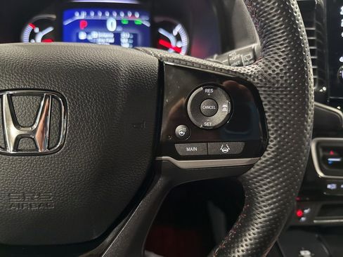 Used 2025 Honda Passport Black Edition image 22